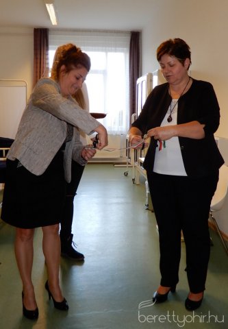 Mintakórtermet avattak 07